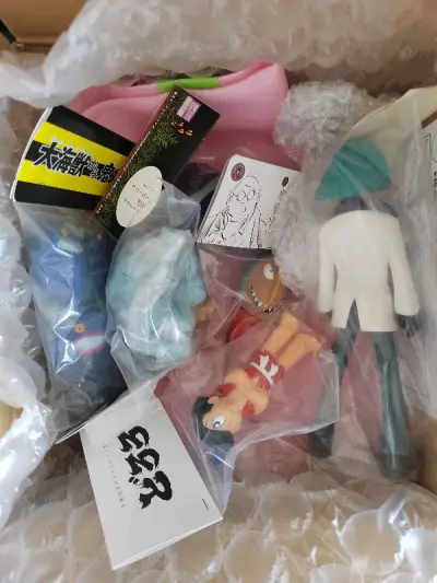 非常开心 经过不停的搜索与等待 买到了这些塑料玩具 虽然时间成本较高 但是结果是好的 等够带来很多美好的回忆