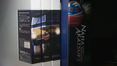 非常好的南行寝台特急，前所未闻地拥有五节独占车型，其中的SOLO和DUET更是稀有物件，非常值得把玩。模型本身更是tomix永不再版的再见系列大彩盒，就如同一生中只办一次的葬礼，以最华丽的晚宴退场