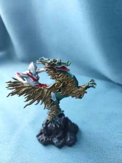 这次到货一如既往，合单审核的速度还可以，基本上五天左右就通过合单了，发货三周左右就在国内派送了，效率还是不错的，东西也好，盒蛋的细节做的很棒。