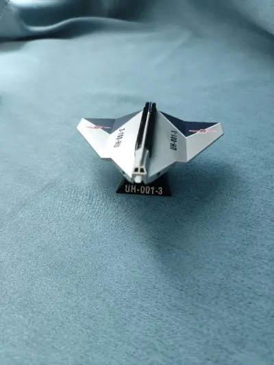 这次到货速度一如既往的好，合单审核的速度也快，五天左右就通过合单了，发货三周左右就在国内派送了，效率还是不错的，东西也没有损坏，盒子还比较完好。