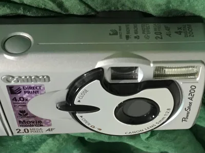 算是小小的捡漏吧，一个正常，一个镜头坏了，好的那个成色非常漂亮，功能正常，拍照也超级好看的，还是很满意的。