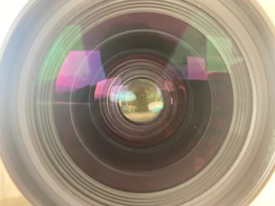 宾得67的变焦神头，几乎全新，干净的像刚开箱的全新产品！除了快暴力快递把遮光罩弄裂了，以一个超级低的价格抄底入手，国内贵足足一倍价格但在挖煤姬挖出了好价！挖煤姬我是锁死了！绝对物超所值，绝对愉快的购物体验！