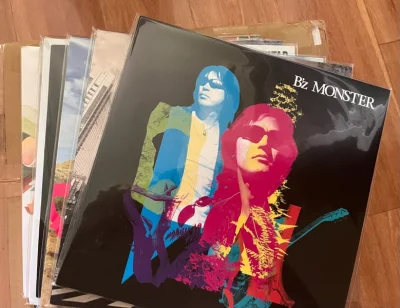 稳的一批。
一直都是真实申报，然后进关付30块补充申报一下，这次超过1000块重5kg的东西进关居然没被拿去抽查，有点幸运了，后面还有一大包希望能保持幸运