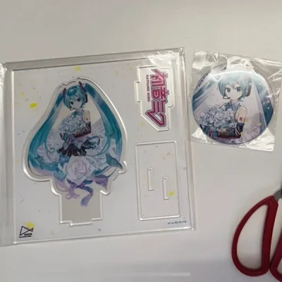 非常不错的购物体验，非常细心的yhm送了小纸条好可爱wwww，竹蜻蜓的包装也很不错泡泡纸很够量！祝更好！