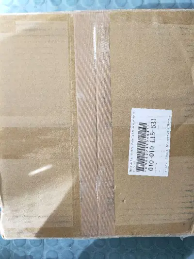 这是我近期最棒的一次购物，这几张CD不仅价格实惠而且品相完美如新，我连擦拭的地方都没有。我选的海运，物流速度比我预想的要快一点点。包装严实，盘盒没有任何的磕碰，看着这些闪闪发光的CD，心情大好，感谢挖煤姬的小哥哥小姐姐用心的服务~