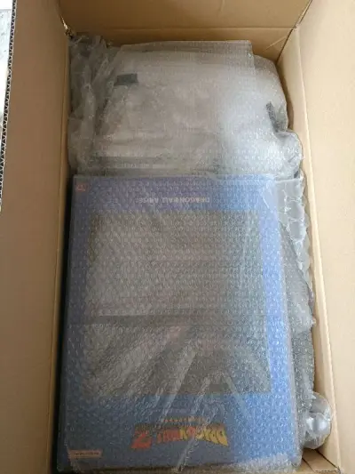 终于经过一个月颠簸，心心念念的蜡笔小新到齐了。打包的还是一向得稳定，很结实东西也没有缺少，很满意也一直会在平台购买