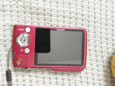 最新收到的一单!特别特别开心! 也没有被税，又可以有新相机玩了, 挖煤姬切的速度快，当时有活动还免手续费，很划算的一单!继续支持挖煤姬，希望能多多做活动