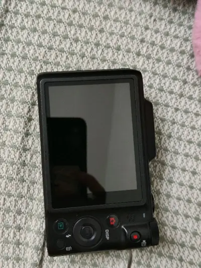 包装非常结实,东西保护得很好，值得好评包装也很高端，客服小姐姐回答很耐心, 物流EMS很快8天就到了棒棒!期待第n次运回啦!非常适合咱这种相机爱好者， 推荐推荐!