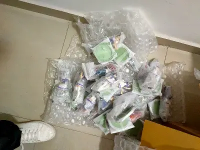 本次要介绍的是眼镜厂的赛马娘 Pretty Derby系列景品系列

《赛马娘 Pretty Derby》是由Cygames制作的手机游戏为主导的跨媒体企划，动画版分为两季，分别于18年与21年播出，手游也原定于18年配合动画第一季发行，然而却一再延期，最终在21年...