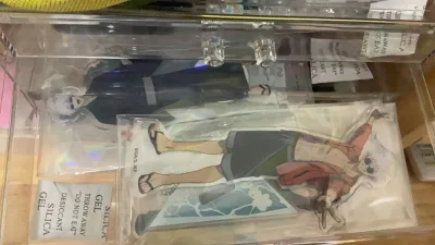 已经在煤炉上买了很多次啦
每次包装都很好，没有损坏
素值得信任的平台捏
而且东西都很好看没有划痕
因为买的基本都是全新的（挠头
最后一个五条的挂件没有那个尺寸的保护套?
接搜索词致歉！