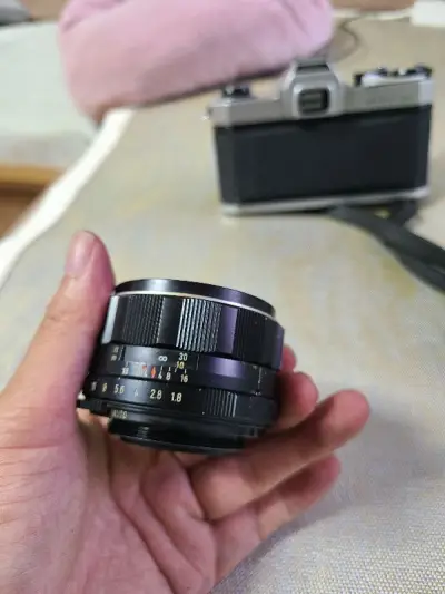 挖煤几很方便。买了不少镜头了，最近小航空 也是非常快的，就是有一点 这次的相机有些小翻车 ，相机快门有些问题。