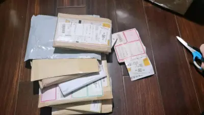 在连续经历了几次被要求补充申报后，这次终于丝滑过关，一天都没有开，虽然被开箱检查了但不收我钱就无所谓。
这次切的主要是一些野狗的新谷，本来没想吃这么多的不知不觉就吃了大几百。。但至少到手还是很开心的！
希望挖煤姬可以在多发点免手续费的券，切起来就没那么肉疼了