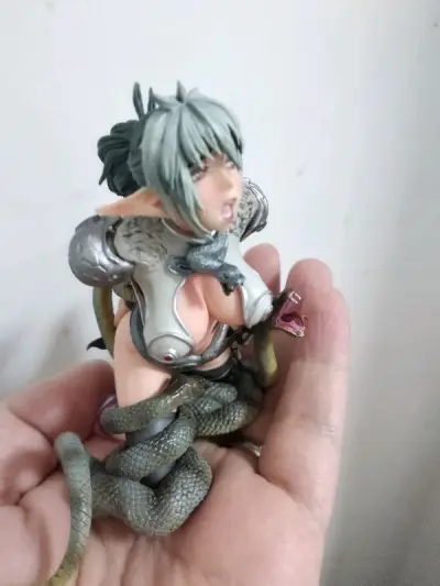 因为现在ep小航空停掉了，而新出的可追踪小航空才刚上线没多久，准备先观望一下，所以这次国际运输发的是ems，果然ems速度还是非常快的，买的卡片和盒蛋一周左右就安全到手了。