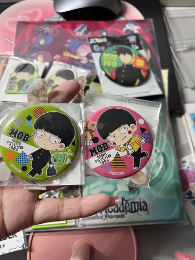 第二次安全送达了～真的切得非常快，不用担心错过好价啦，包装也超级严实，谷子完好如初，纸片谷也没有任何问题！！没想到到得很快，还以为会等很久来着，到国内以后两三天就到家了??