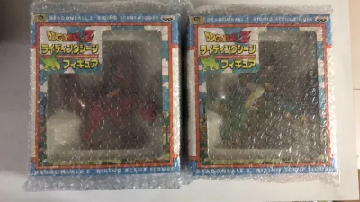 这次食玩的质量相当nice！比我预想中的好太多！还有4个老物件虽然盒子有点年代感了，但是不影响！我觉得保存度很完好！毕竟很多年前的老摆件了！