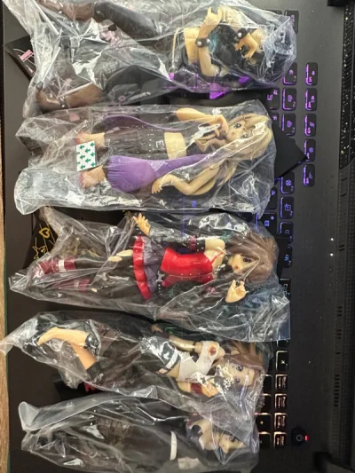 选择的物流是竹蜻蜓 真的非常好 外包装很好一点磕碰都没有 并且物流也是非常的快和便宜 性价比超高 已经在挖煤姬下了很多单了 希望挖煤姬能越做越好