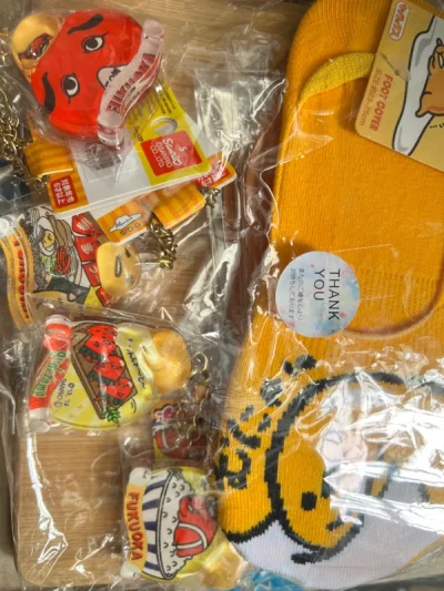 很好的一次购物体验！发货也很快，樱花妹还送了礼物，合单通过和国际物流都很快，前后可能就十来天时间，本来还担心出差之前不能收到的，没想到比预期还早收到了，必须要给挖煤姬竹蜻蜓一个赞