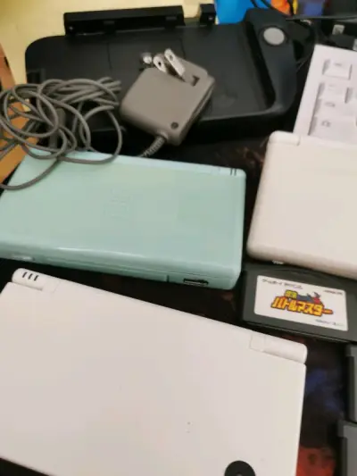 这批机器顺利的到达了我的手上，大概花了二十天左右的时间，也是可以接受的程度，这批机器的成色不错，有几台几乎全新的