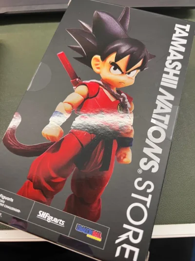 一盒SHF竹蜻蜓轻松搞定，如果不是有很多一起发回国的话，其实竹蜻蜓是不错的选择。发货快，运费低，也省心不需要担心被卡。