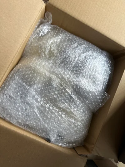 超喜欢谜拟q！曲折神秘的背景故事赋予了它更加立体、惹人怜爱的独特魅力。这次一口气在煤炉切下一组谜拟q，总之就是很开心！