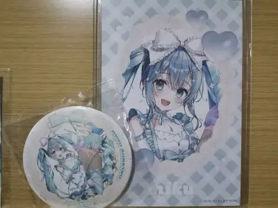 时隔一年再使用挖煤姬，总感觉切煤速度变快了比代切还快，深夜也能切✓最后再夸夸打包，打包完美吧唧和纸片完好(｡･ω･｡)ﾉ♡