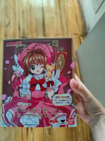 买的小樱shf到了，包裹很严实，包的很好，里面看了东西也不错，没有缺少配件，就是买早了。准备弄起来了，