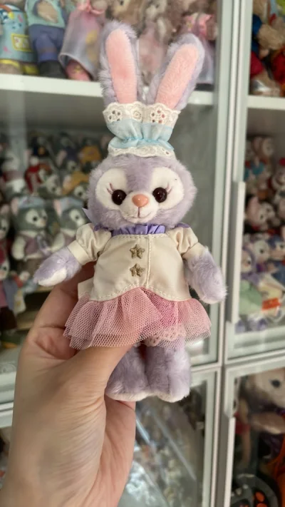 这一包是东迪的夏日露露，一共五只，打包价收的，算比较划算吧，因为走的竹蜻蜓，提前付了关税，拉高了均价，但是每一只都很甜哦！