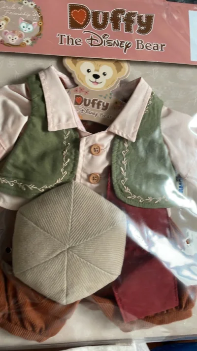 这一单提前付了关税，选择的竹蜻蜓，到手都是完好无损的，一共是三套东迪达菲系列着替，全新三套一共7700日元，价格很友好！！