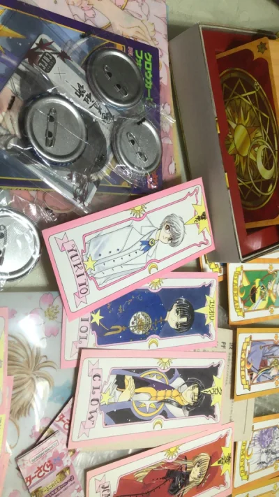 第一次挖煤体验 超级棒
都没有折脚脚  呜呜呜小樱真可爱
樱花妹的包装还是可以的。吧唧好闪好闪，价格也很优惠