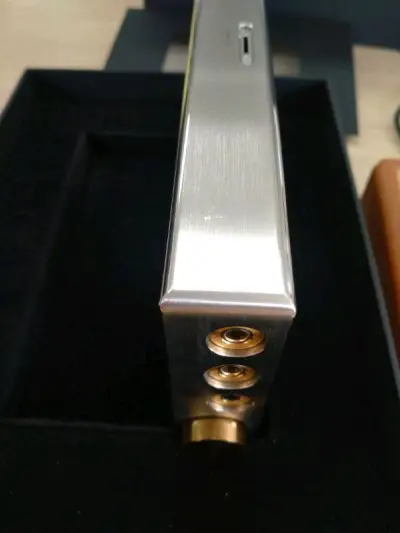 感觉不错的一次购物，值得购买，比想象的要好很多，值得推荐购买，电池给力耐用，配件齐全，能用上一段时间了