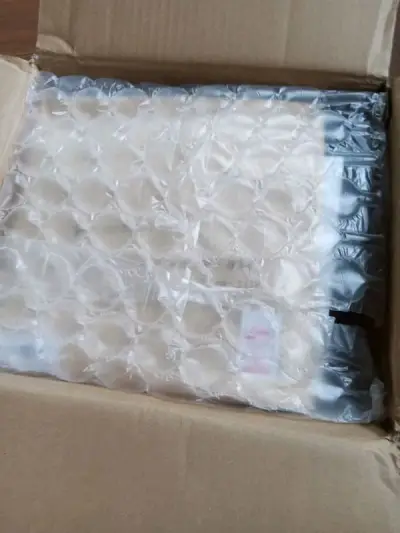 经过一周的长途跋涉包裹终于到手了，箱子里裹着厚厚的泡泡纸，物品没有漏发和损坏。卖家打包的很仔细，发货速度也快，东西状态挺好。