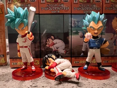 竹蜻蜓专线价格好，速度行。就是这个中通国内线。。压盒概率好高。好在东西没问题，这套很有特色，棒球组很好玩，做工也挺细致。反派像是从阿拉蕾那边跑过来了，哈哈。