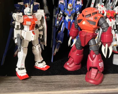 看到两位姿势大家都知道要发生些什么，可惜fix做不到。不知道为什么明明是pvc为啥里面会有泡沫？很神秘，导致右手右腿都不能嵌的很好，感觉不算zeonography里比较好的