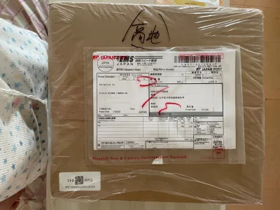 这次是在挖煤姬下的第七单了，依旧是走的竹蜻蜓，邮费才三十块钱，因为碰到了国庆节所以物流延迟了一小会，但是还是很快的到我手上了，很开心，以后还会继续支持挖煤姬的！