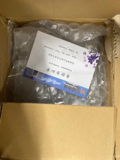 总算把这个日拍大盘发完了，这箱有个信封被海关拆了，然后又不放回去直接扔箱子里，还都是纸片，之前的信封都是不拆的……