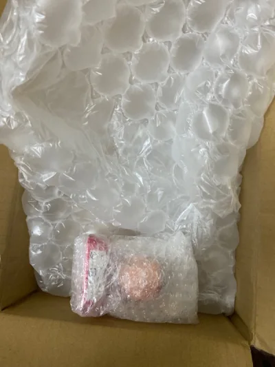 又淘到了好多心仪的了，一如既往的好！ 东西打包仔细，没有缺漏和没有盒压，打包得很棒，邮费也比较合理，速度很快，支持挖煤姬，越做越好呀！