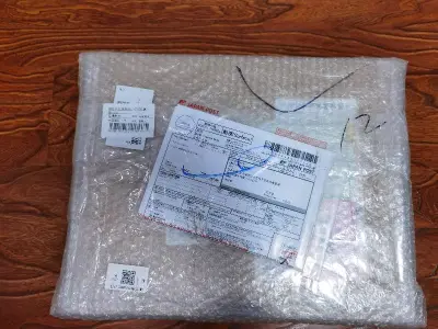 东西收到了，收货地是大连，走的海运差不多35天，被税了180块钱，如果没被税那还是很划得来的，东西非常不错，跟介绍页面一模一样，很新，感谢日淘的渠道