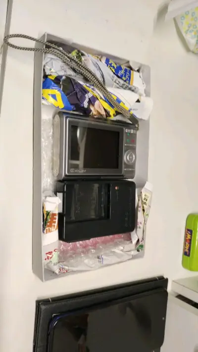 到货非常快 机子很新，还在琢磨怎么用，非常不错，值得推荐 还会再次下单购买 海运速度也挺快的，不到一个月就到了