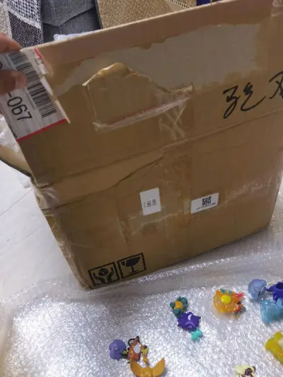 东西非常好。包装也特别结实，用的非常方便，合单特别方便。。都是自己喜欢的东西。感谢。非常好用。物流非常迅速。