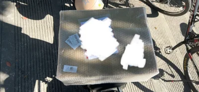 国内物流、国际物流速度都很快，整体购物体验非常好，包裹收到之后从外到内都是八角尖尖，泡沫纸保护的很好，宝贝崭新未开封符合描述，非常满意～