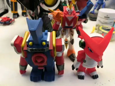 今天收到数码宝贝合体战争模型玩具软胶系列，很不错的模型，很棒的涂装刻画，整体运输也很给力，哈哈，挖煤姬666