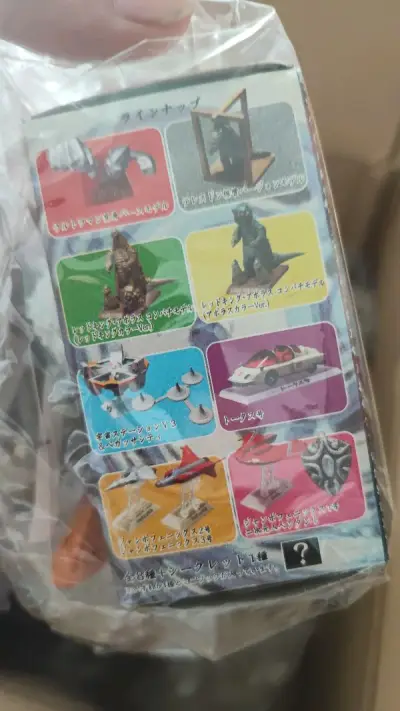 本次到货速度很快，合单申请三天后就通过了，发货两周左右到了国内，箱子也是与国内快递箱子不一样
很好辨认，东西也不错！