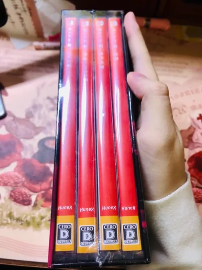 都去打小花牌啊?
岛内3天国际5天
26号发售日购入，真的超快了，都没有被拆过；包装还行，体验满分?
（除开我被税了哈哈…