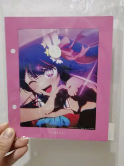 发售日就在煤炉买到了全新带特典的THE BOOK 3，比原价还低，连同1和2也一起入手了，任意买买到的岛猫日历也很好看，最近国际也很快，发货后四天就到手了，比航空小包的预计时间短了很多