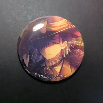 终于在这里好价收到了未来都市文件夹！烤最新的吧唧也收到了！还收到了海边的异邦人知花实央的文件袋 总之都是些国内价格很高这里很便宜的东西 开心 ...(˘̩̩̩ε˘̩ƪ)