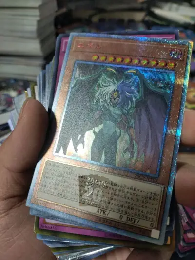 好！红尤贝尔帅！加起来拍卖还是捡漏，很满意。然后老朋友那收了个大套的栗子球，我是超级栗子王（
这次卡堆质量也可以，整体是很好的一次体验。