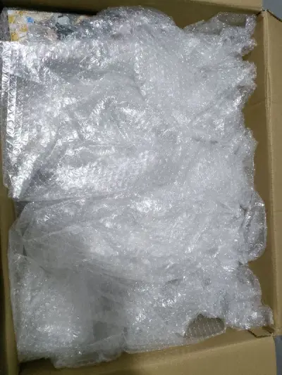 包装:内部填充非常充实，这次箱子超大，东西很多所以是海运回来的。
�运输:这一次只花了15天就收到商品了，东西质量非常好，无破损