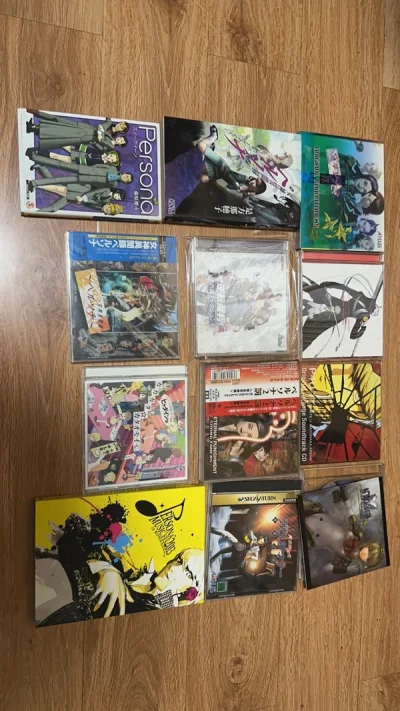 作为第四次日拍，购物体验还是不戳的，买到了好多稀有的光盘，尤其是p2罪ost，里面的音乐实在是太喜欢了，已经看到它在日拍里流拍好久了，这次终于下定决心拿下。而且大部分光盘配件都比较齐，肥肠满意的一次购物，由于照片不够，最后在展示一下我的藏品吧