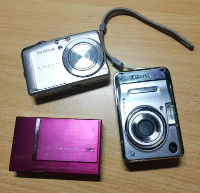 物流选择EMS就对了，很快就到了，包裹的也很扎实，不用担心包裹会被挤坏，给挖煤姬的工作人员点赞。海淘用挖煤姬真的很方便，用了这么多的海淘软件下来还是挖煤姬用的做舒服。海淘首选挖煤姬，物流快又安心。