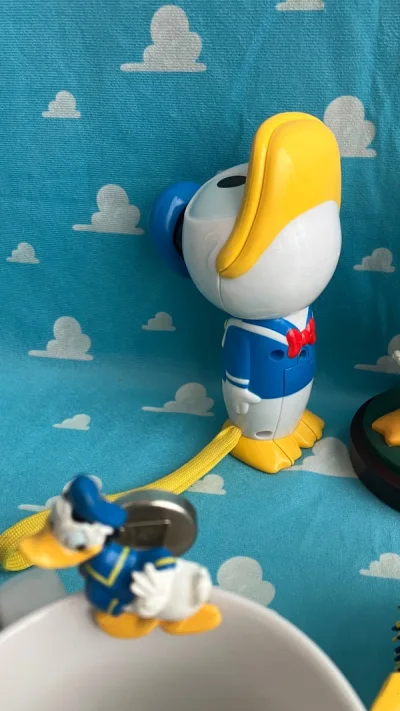 今天收到的一箱，外箱干净无压坏，箱内物品比较多，箱内物品都有泡泡纸保护。物品无受损，期待下一件快点到。